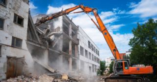 Промышленный демонтаж зданий Георгиевск, цена от 2920 руб.