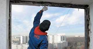 Демонтаж остекления балкона в Георгиевске - цена от 564 руб. - Сварной-Грг